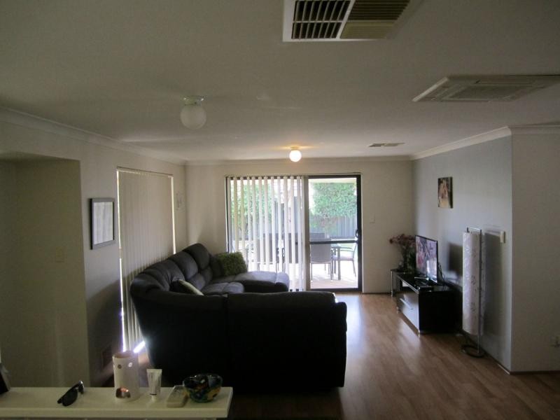 40 Montoro Drive, Port Kennedy WA 6172