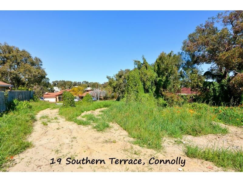 19 Southern Terrace, Connolly WA 6027