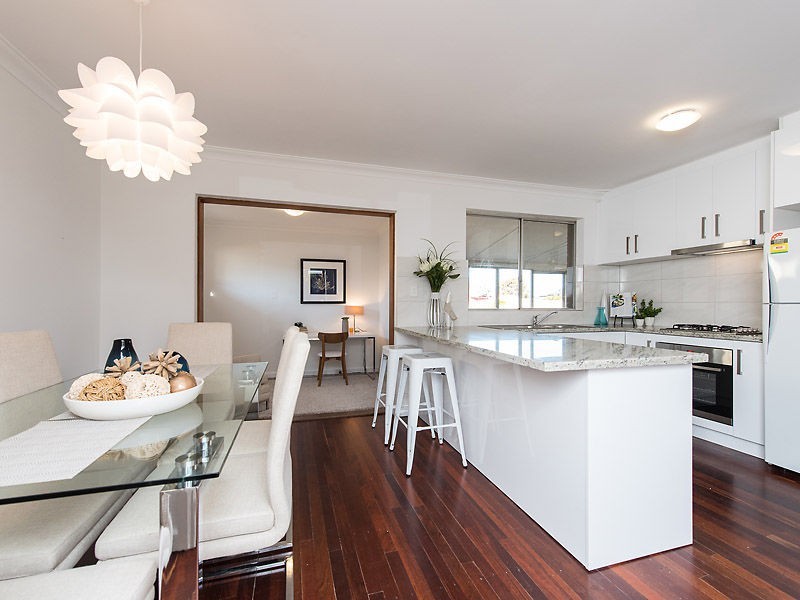 43 Davies Crescent, Kardinya WA 6163