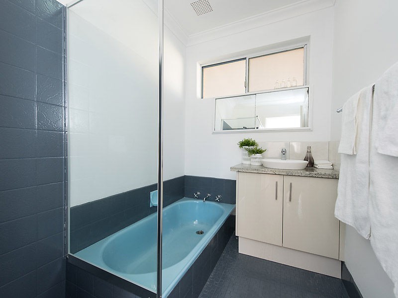 43 Davies Crescent, Kardinya WA 6163