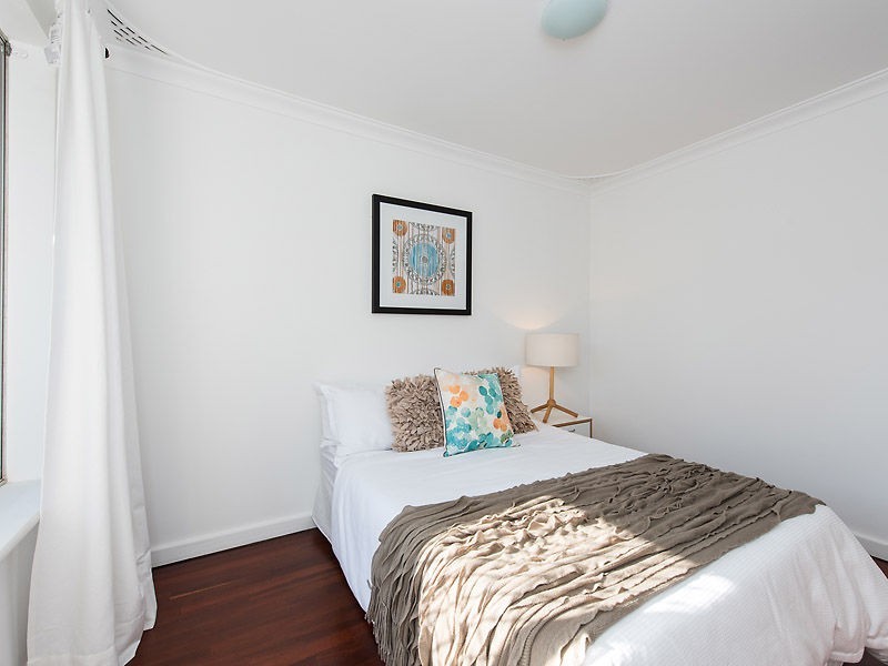 43 Davies Crescent, Kardinya WA 6163