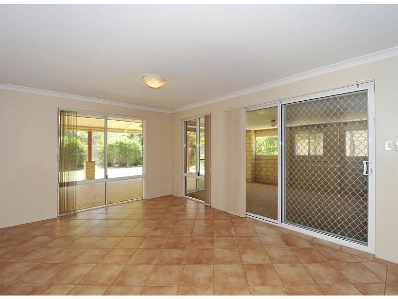 28 Pateman Place, South Yunderup WA 6208