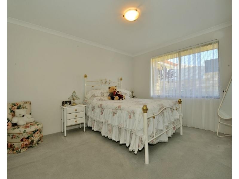 25 Bluestone Parkway, Secret Harbour WA 6173