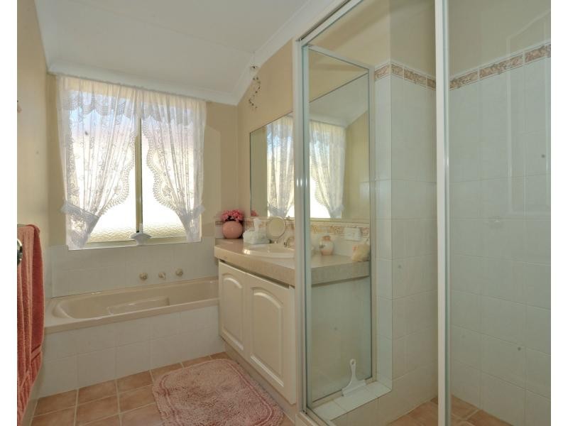 25 Bluestone Parkway, Secret Harbour WA 6173