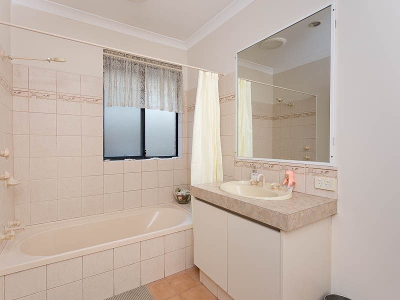 28 Ranunculus Court, Beeliar WA 6164