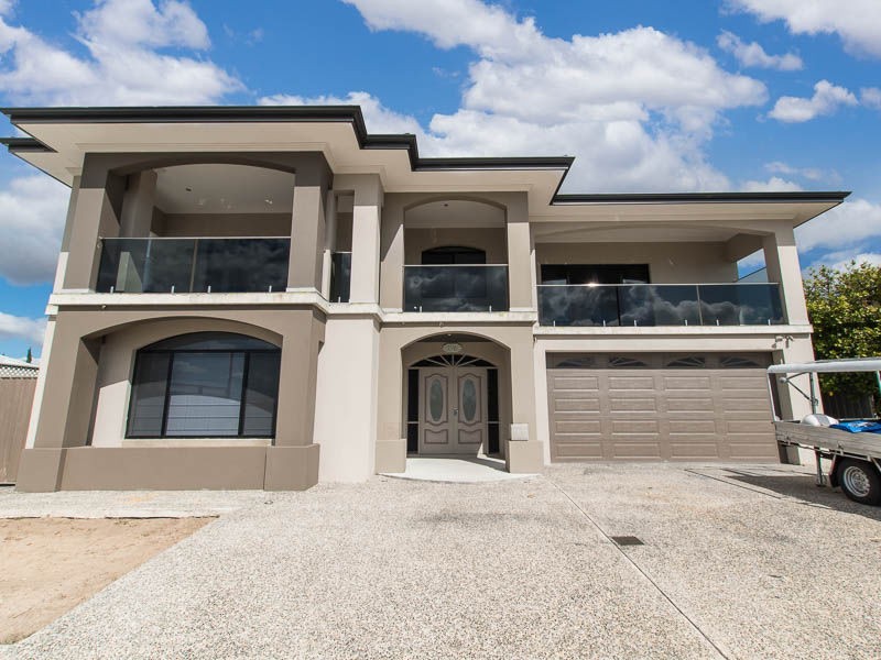 196 Kingsway, Darch WA 6065