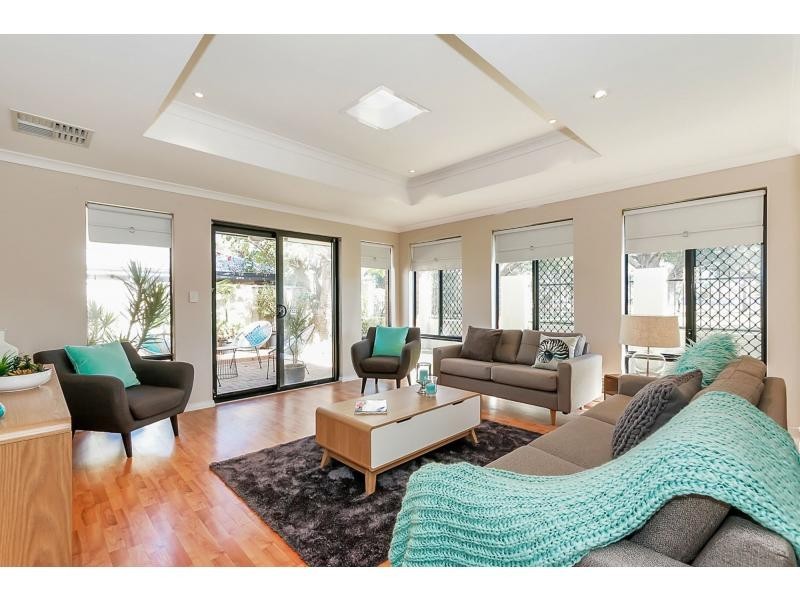 21 Langford Avenue, Langford WA 6147