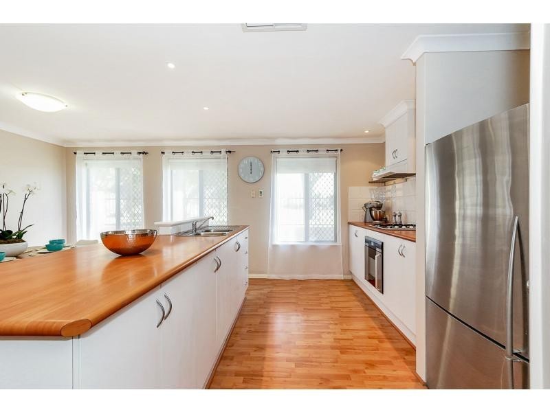 21 Langford Avenue, Langford WA 6147