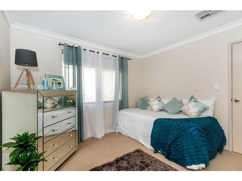 21 Langford Avenue, Langford WA 6147