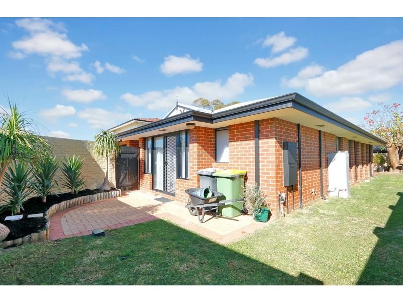 21 Langford Avenue, Langford WA 6147