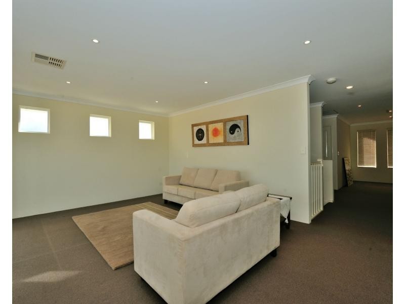 83 Greeson Parkway, Secret Harbour WA 6173
