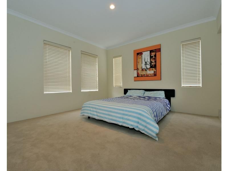 83 Greeson Parkway, Secret Harbour WA 6173