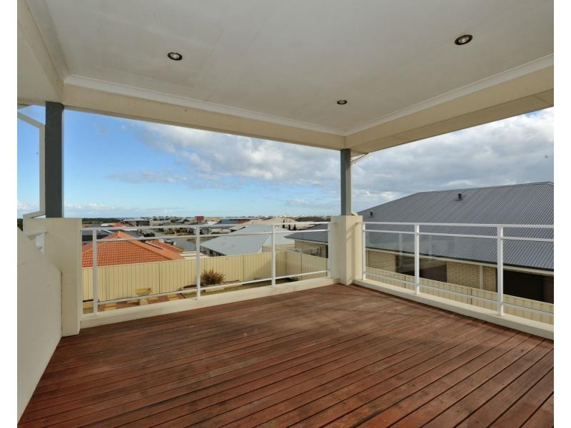 83 Greeson Parkway, Secret Harbour WA 6173