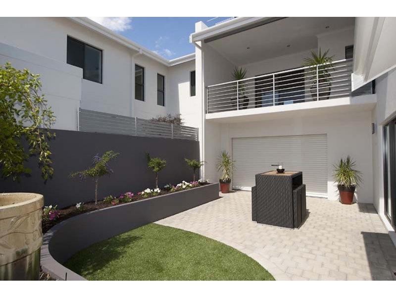 2/53 South Terrace, Como WA 6152