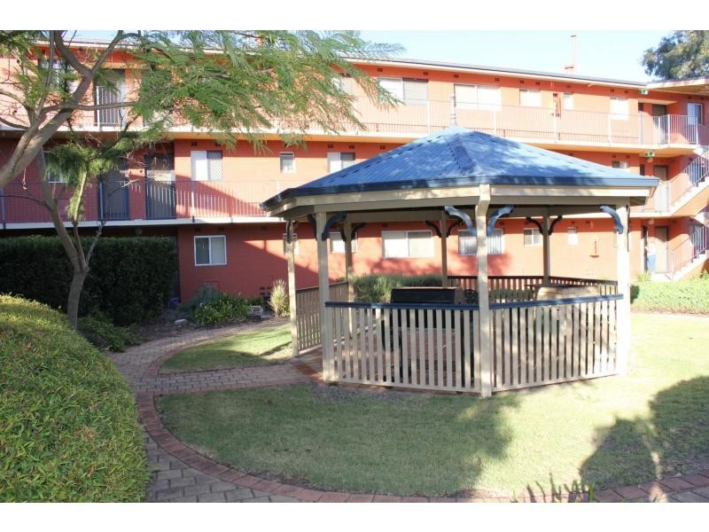 16/26 Morrit Way, Parmelia WA 6167