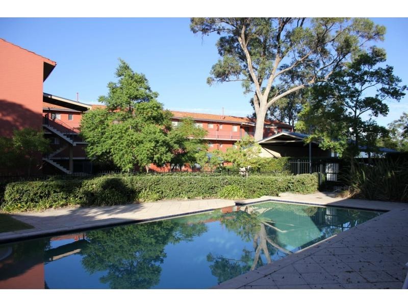 16/26 Morrit Way, Parmelia WA 6167