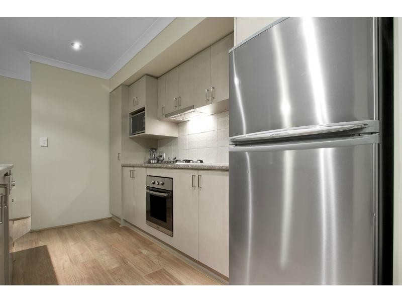 15 Saffron Way, Landsdale WA 6065