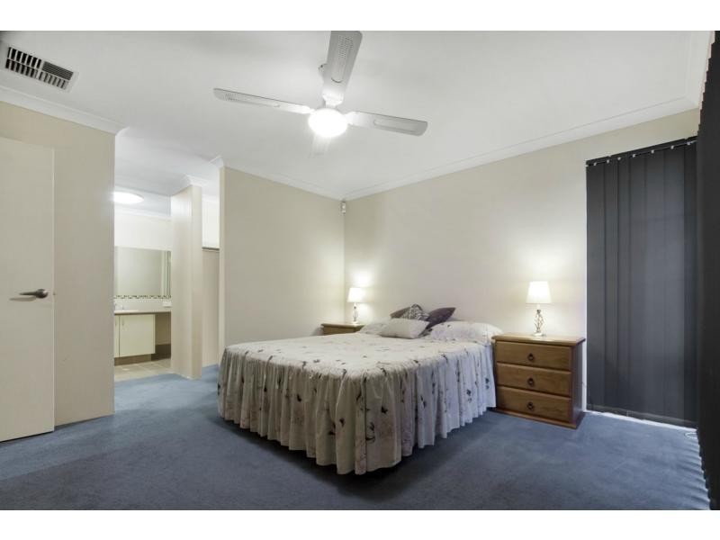 15 Saffron Way, Landsdale WA 6065