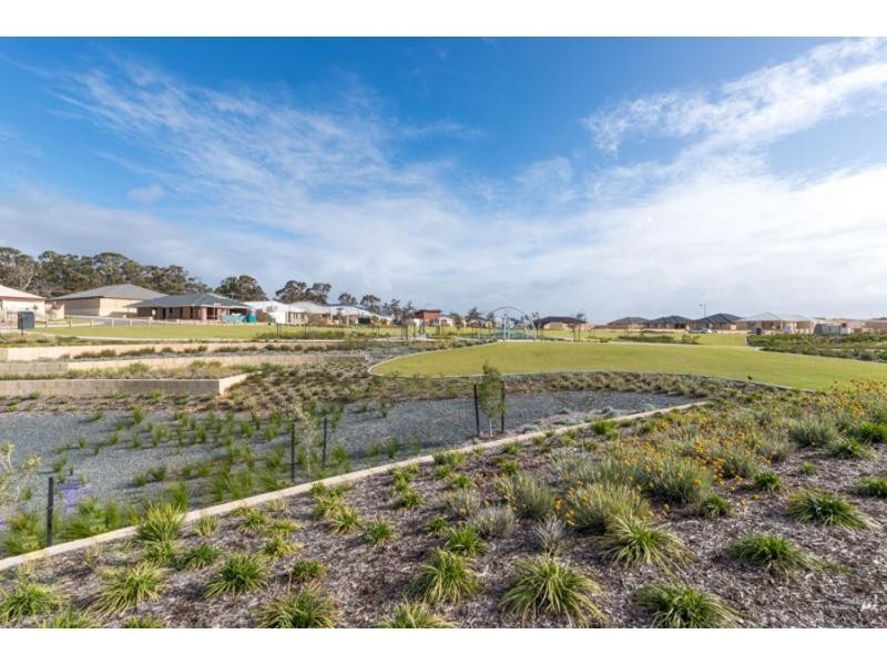 11 Barbon Lane, Baldivis WA 6171