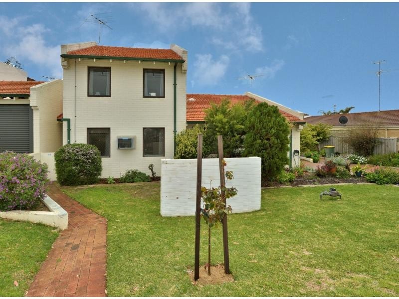 10/6 Leslie Street, Dudley Park WA 6210