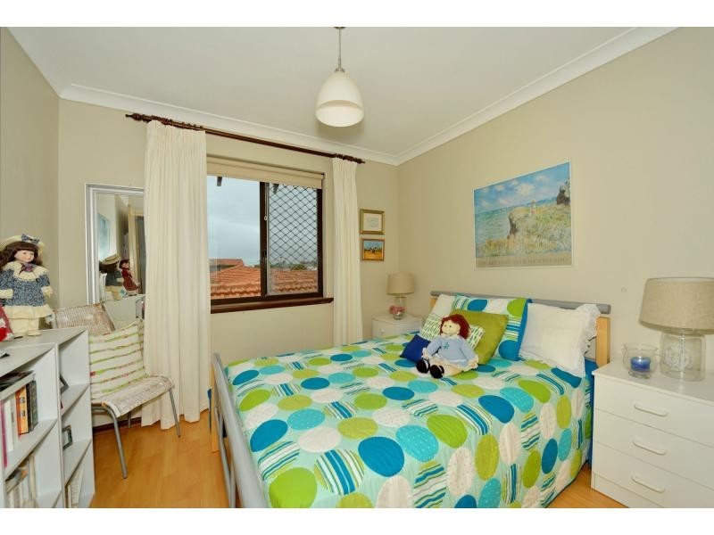 10/6 Leslie Street, Dudley Park WA 6210