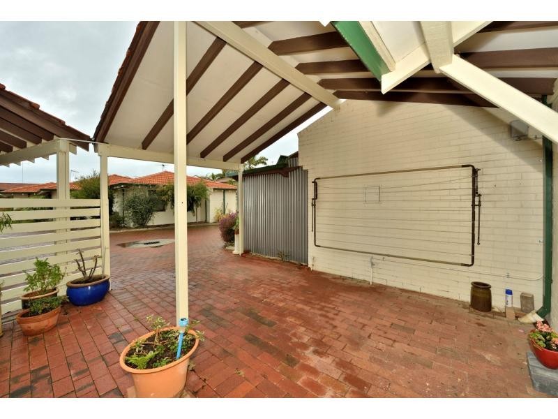 10/6 Leslie Street, Dudley Park WA 6210