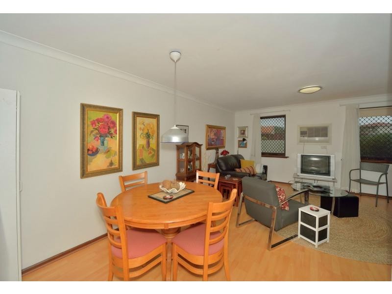 10/6 Leslie Street, Dudley Park WA 6210
