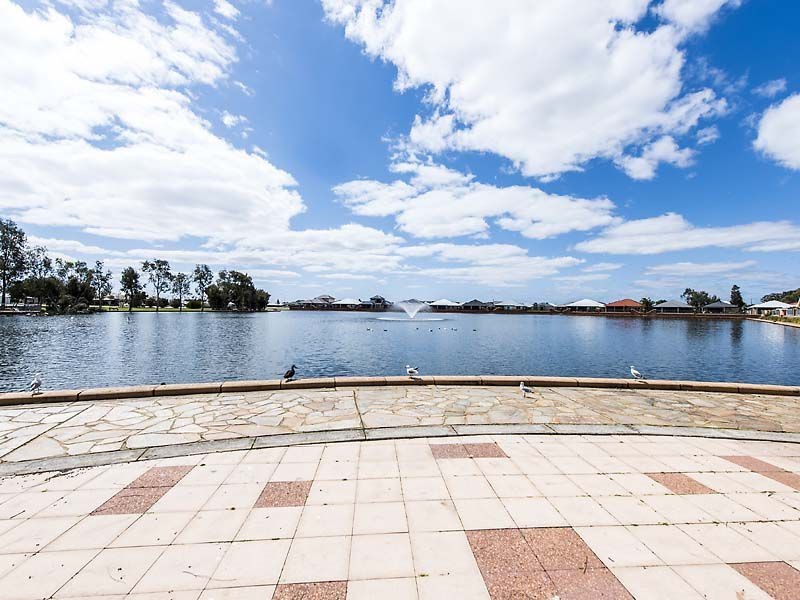 8 Lomandra View, Baldivis WA 6171