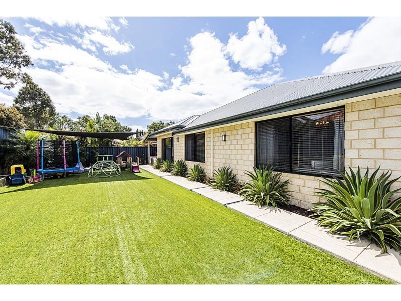 8 Lomandra View, Baldivis WA 6171