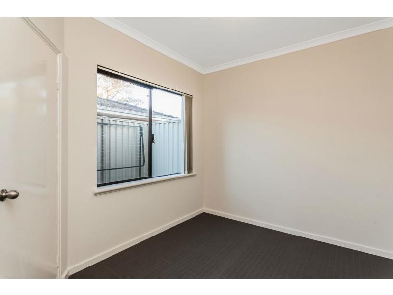 17A Chapman Road, St James WA 6102