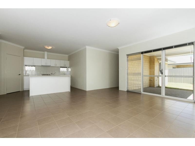 31 Allamanda Gate, Helena Valley WA 6056