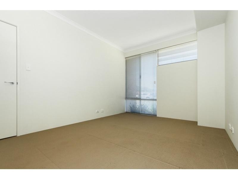 31 Allamanda Gate, Helena Valley WA 6056