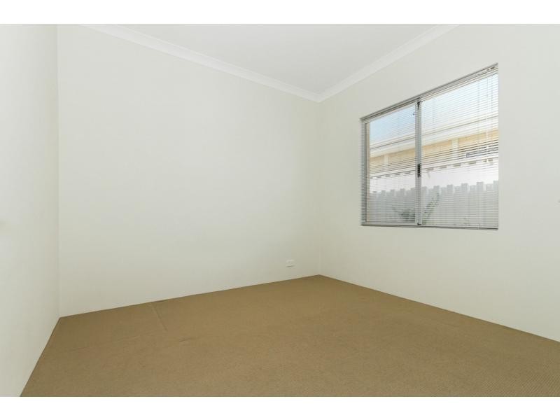 31 Allamanda Gate, Helena Valley WA 6056