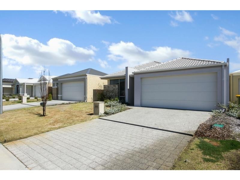 31 Allamanda Gate, Helena Valley WA 6056