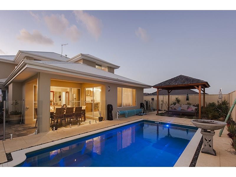 14 Machans Link, Burns Beach WA 6028