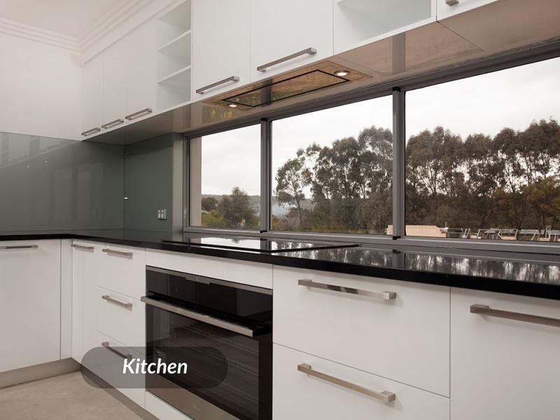 18 Maclean Street, Roleystone WA 6111