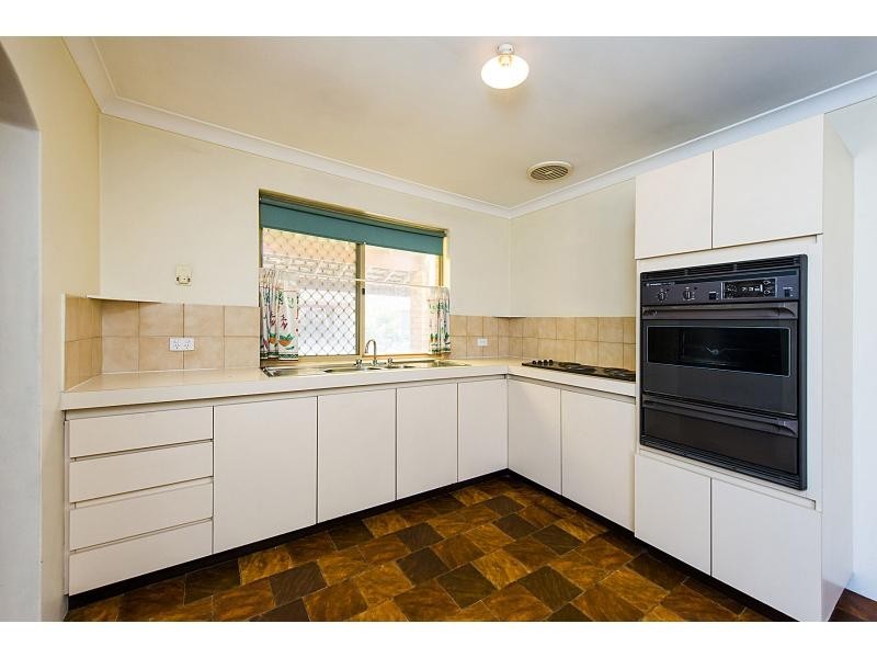 8/140 Tyler Street, Tuart Hill WA 6060