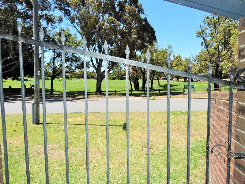 28 Penistone Street, Greenwood WA 6024