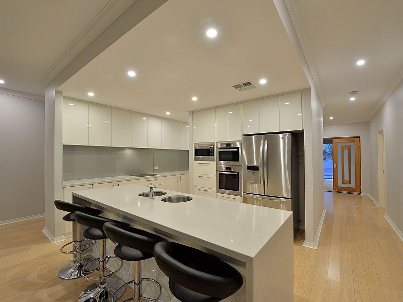 7 Kirkland Way, Meadow Springs WA 6210