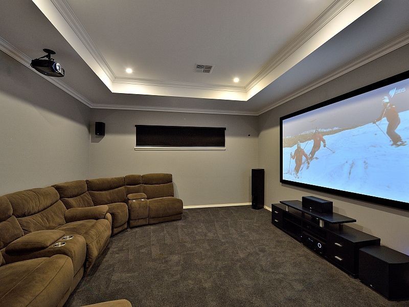 7 Kirkland Way, Meadow Springs WA 6210