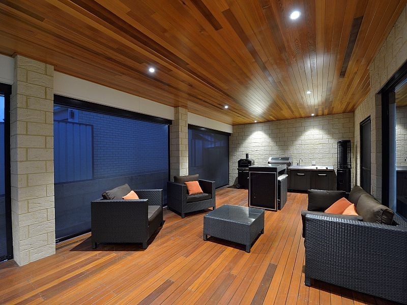 7 Kirkland Way, Meadow Springs WA 6210