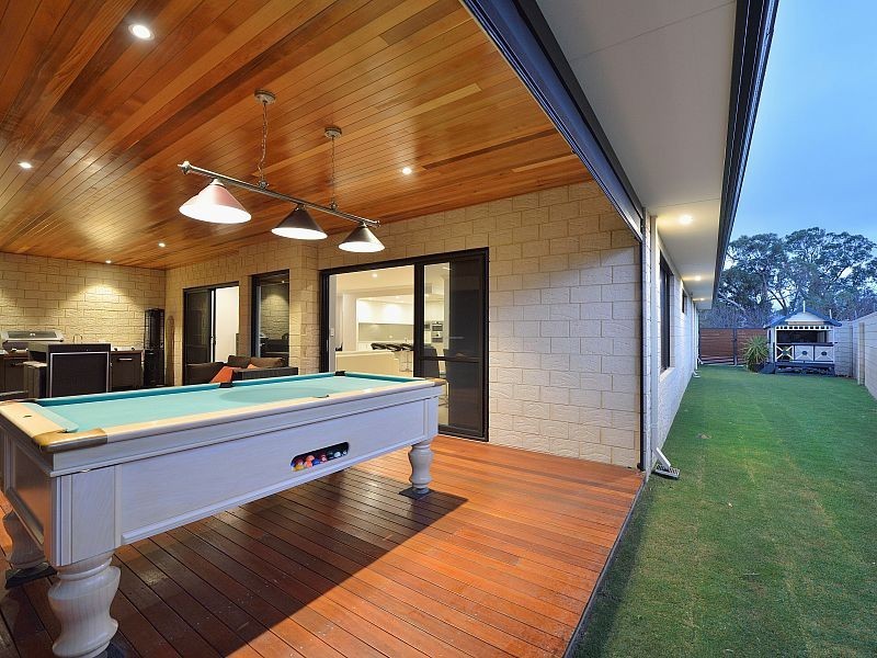 7 Kirkland Way, Meadow Springs WA 6210