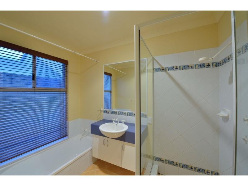 37 Darwin Terrace, Dudley Park WA 6210