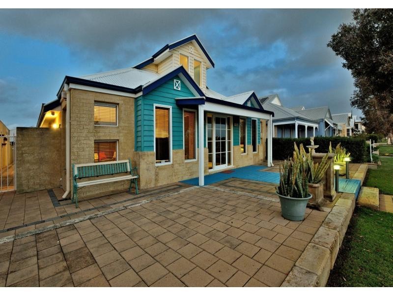 37 Darwin Terrace, Dudley Park WA 6210