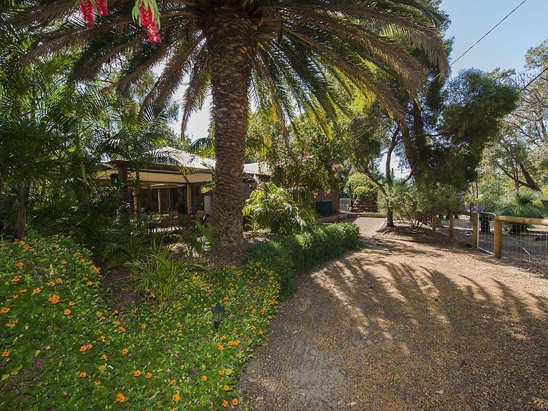 1 Oxley Place, Darlington WA 6070