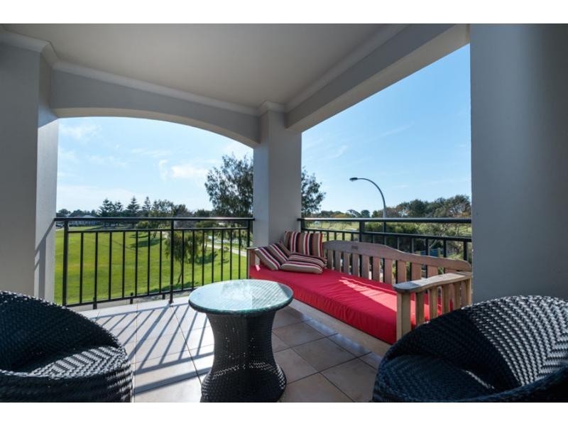 14 Lyttleton Street, Rockingham WA 6168