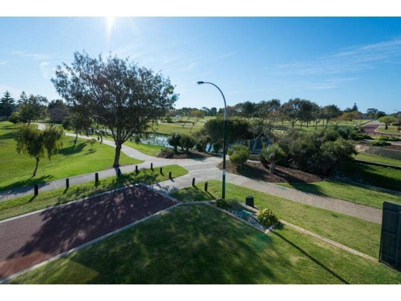 14 Lyttleton Street, Rockingham WA 6168