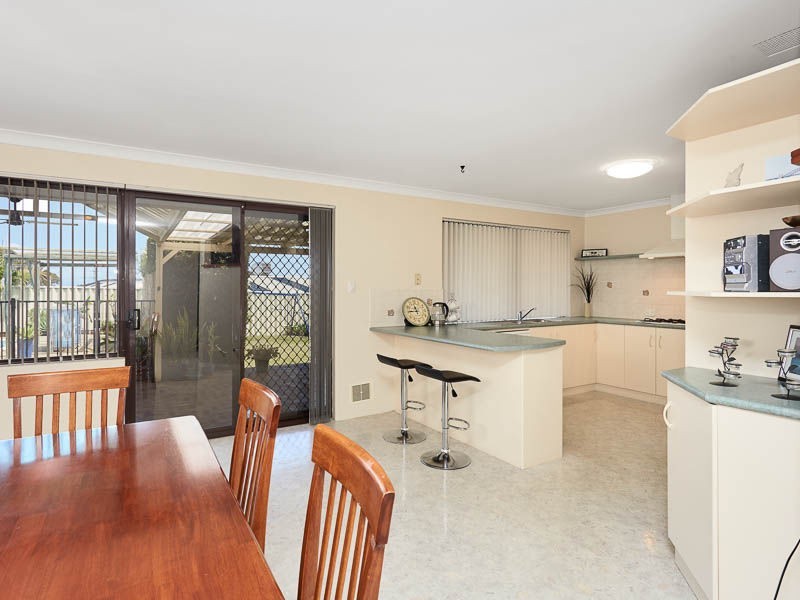 38 Magnolia Gardens, Yangebup WA 6164