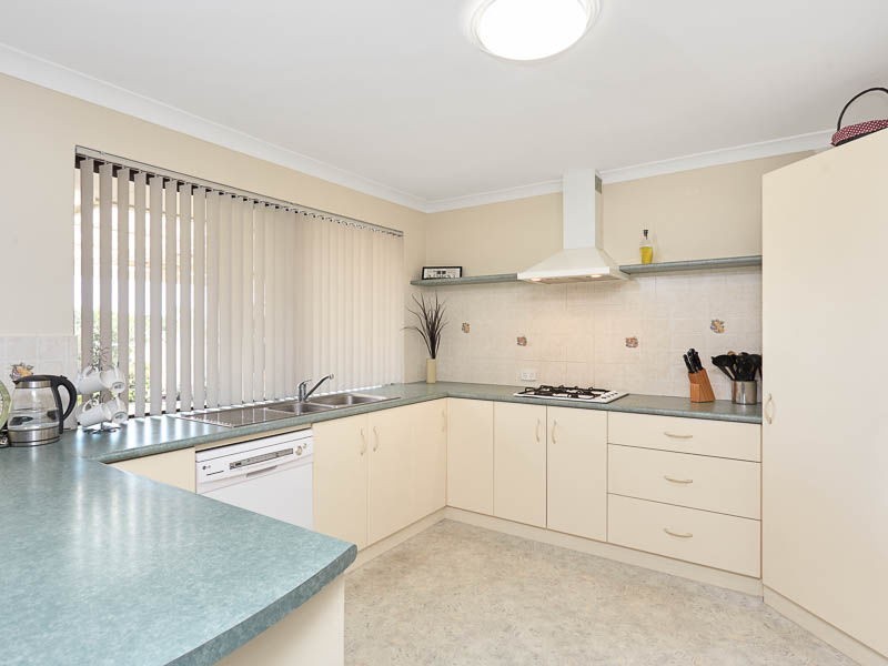 38 Magnolia Gardens, Yangebup WA 6164