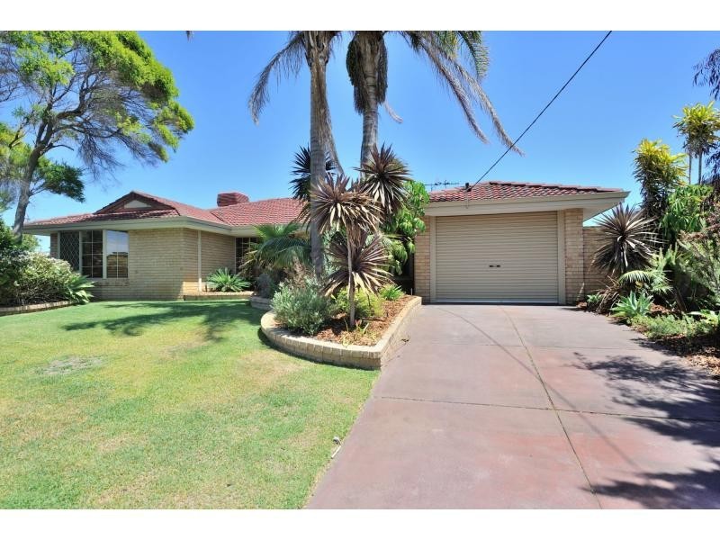 8 Exhibition Way, Cooloongup WA 6168